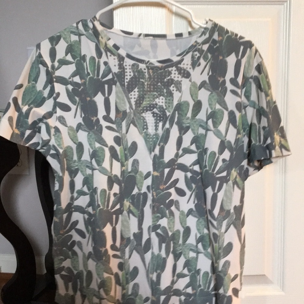Lulu workout tee